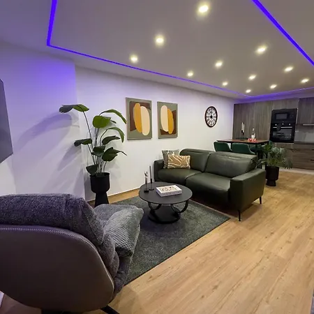 Apartment Design Mit Angenehmer Atmosphaere